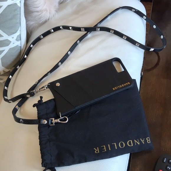 Bandolier crossbody iPhone case - Picture 8 of 8